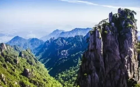 中国十大名山，国内10座最美的名山排行榜(附2023最新排名前十名单)